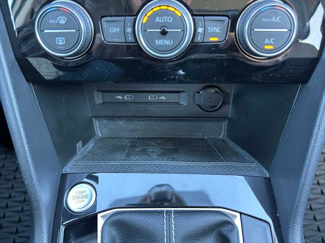 Used 2024 Volkswagen Taos SEL AWD/4WD image 31