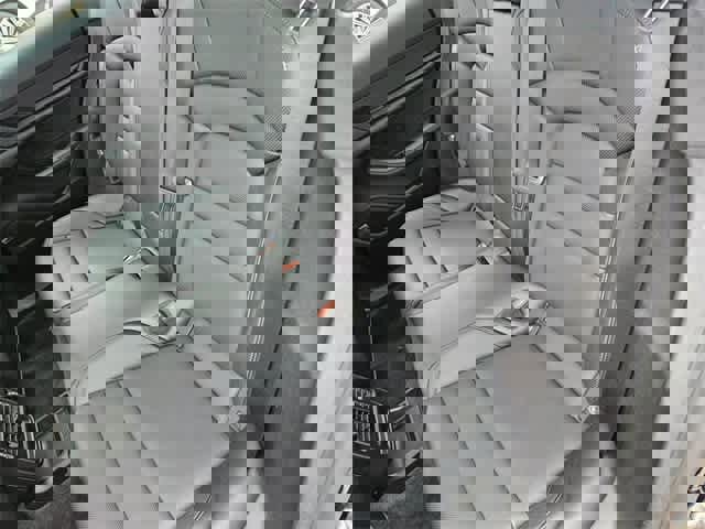 Used 2023 Porsche Taycan w/ Premium Package image 20