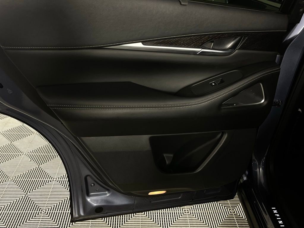 Used 2023 INFINITI QX60 Autograph w/ Cargo Package image 32