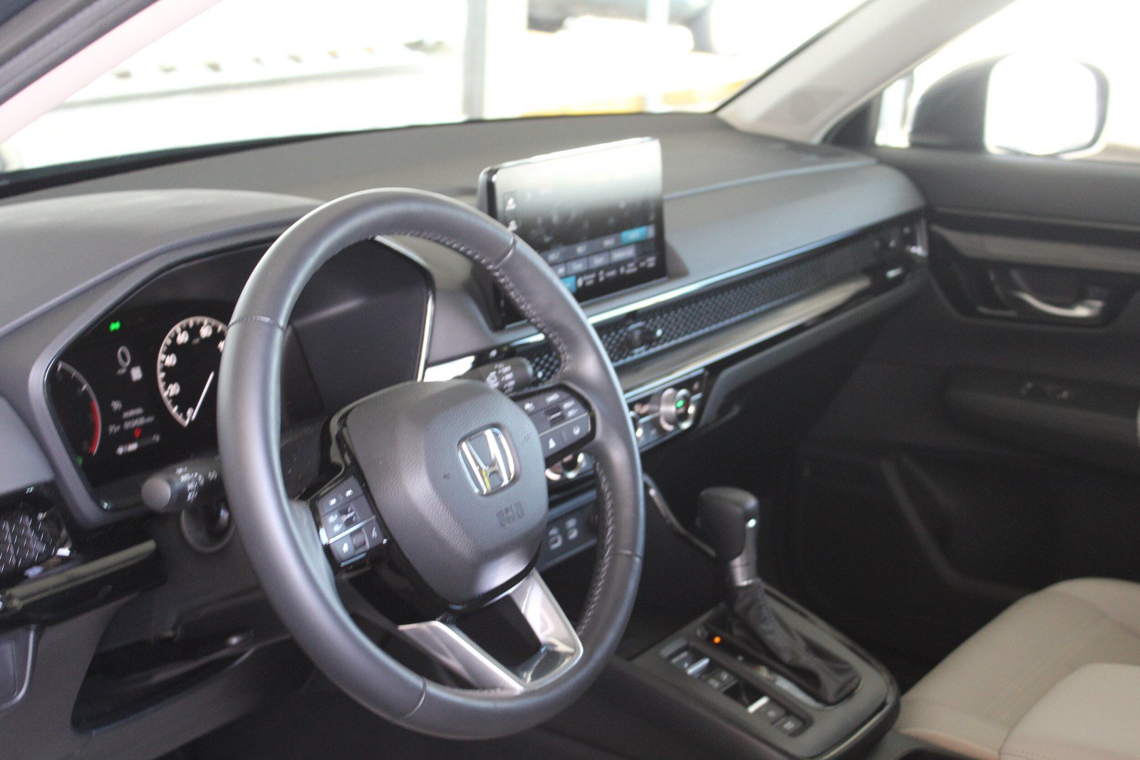 Used 2025 Honda CR-V EX-L image 23