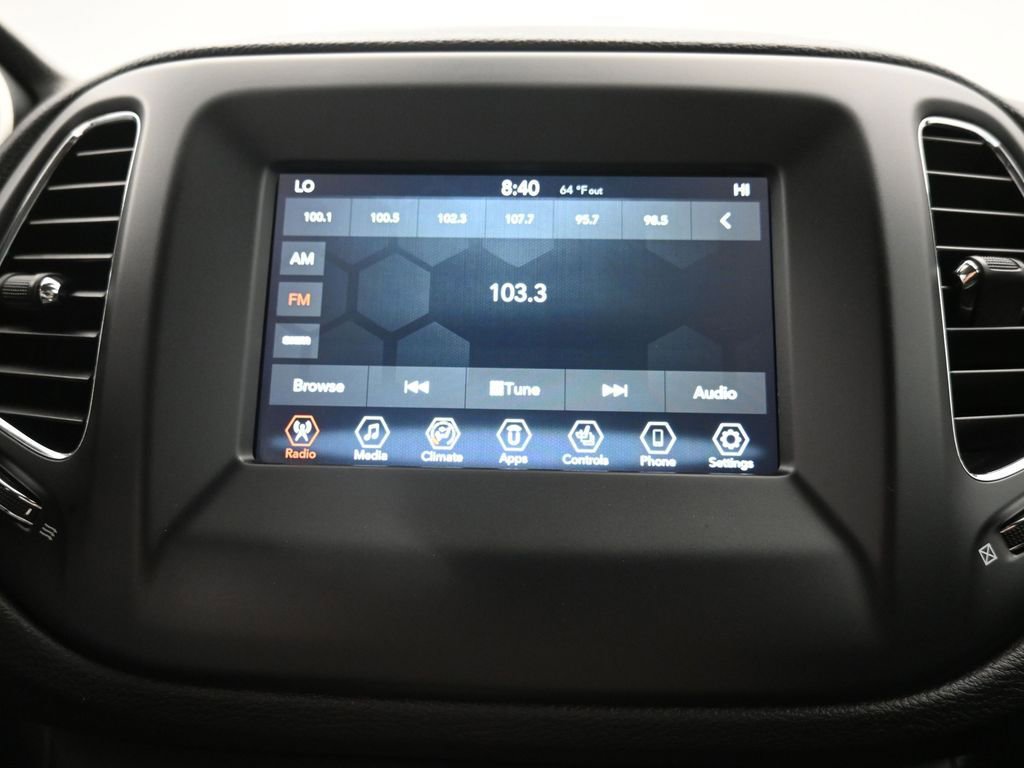 Used 2020 Jeep Compass Latitude w/ Cold Weather Group image 13