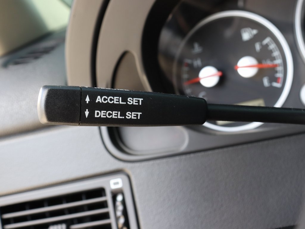 Used 2007 Chrysler Crossfire Coupe image 20