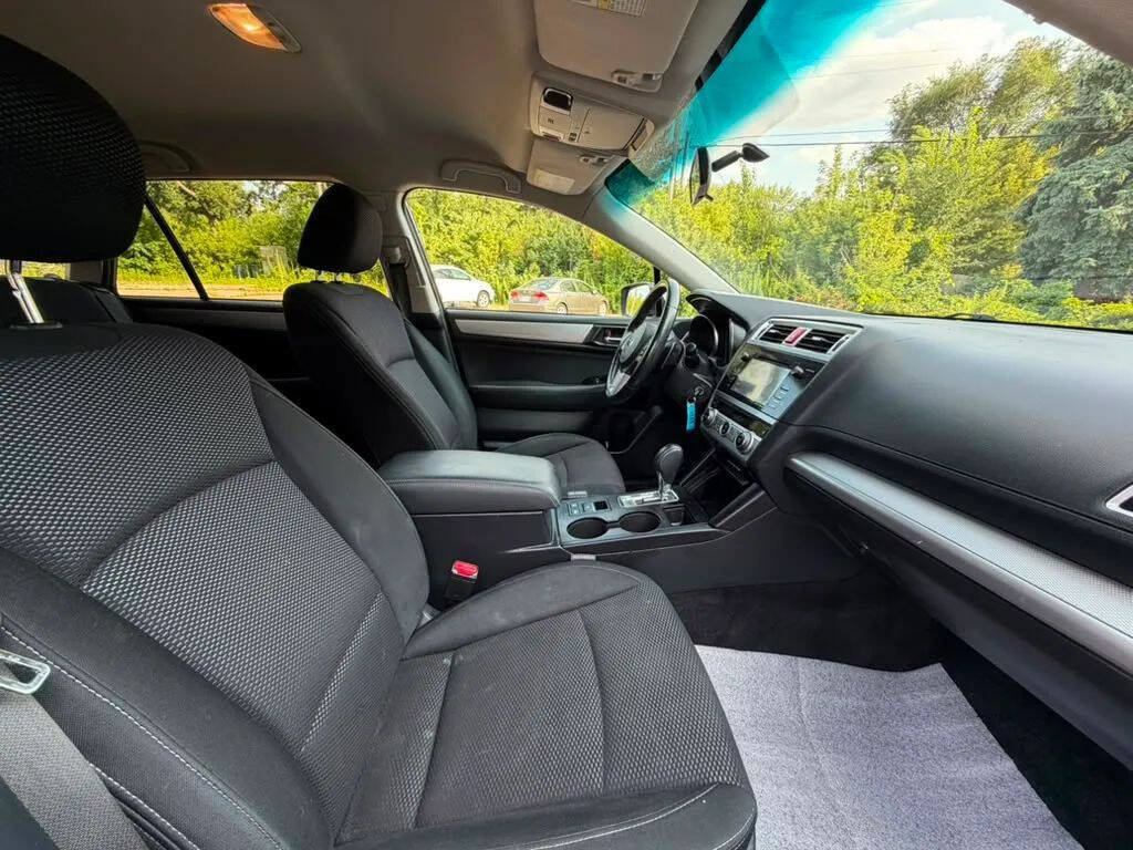 Used 2015 Subaru Outback 2.5i Premium AWD/4WD image 9