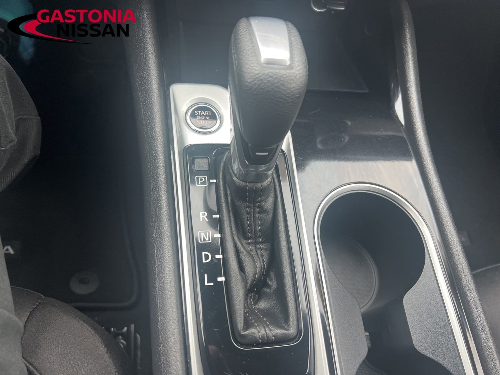 Used 2024 Nissan Altima 2.5 SV image 41