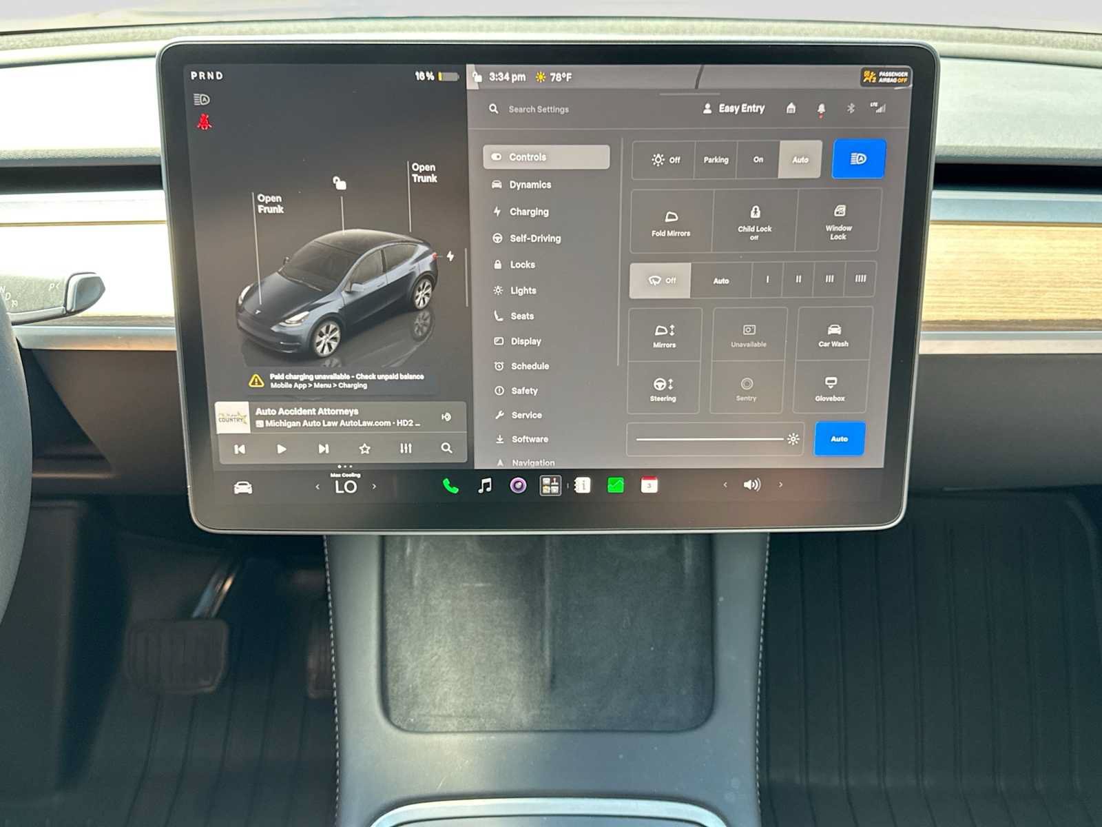 Used 2024 Tesla Model Y Long Range AWD/4WD image 27