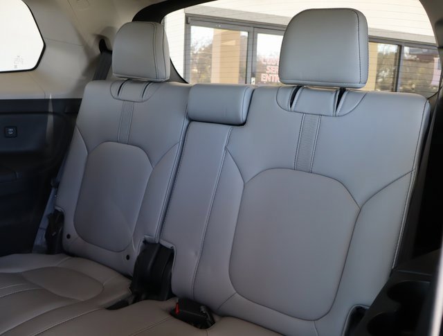 Used 2025 Honda Pilot EX-L image 43