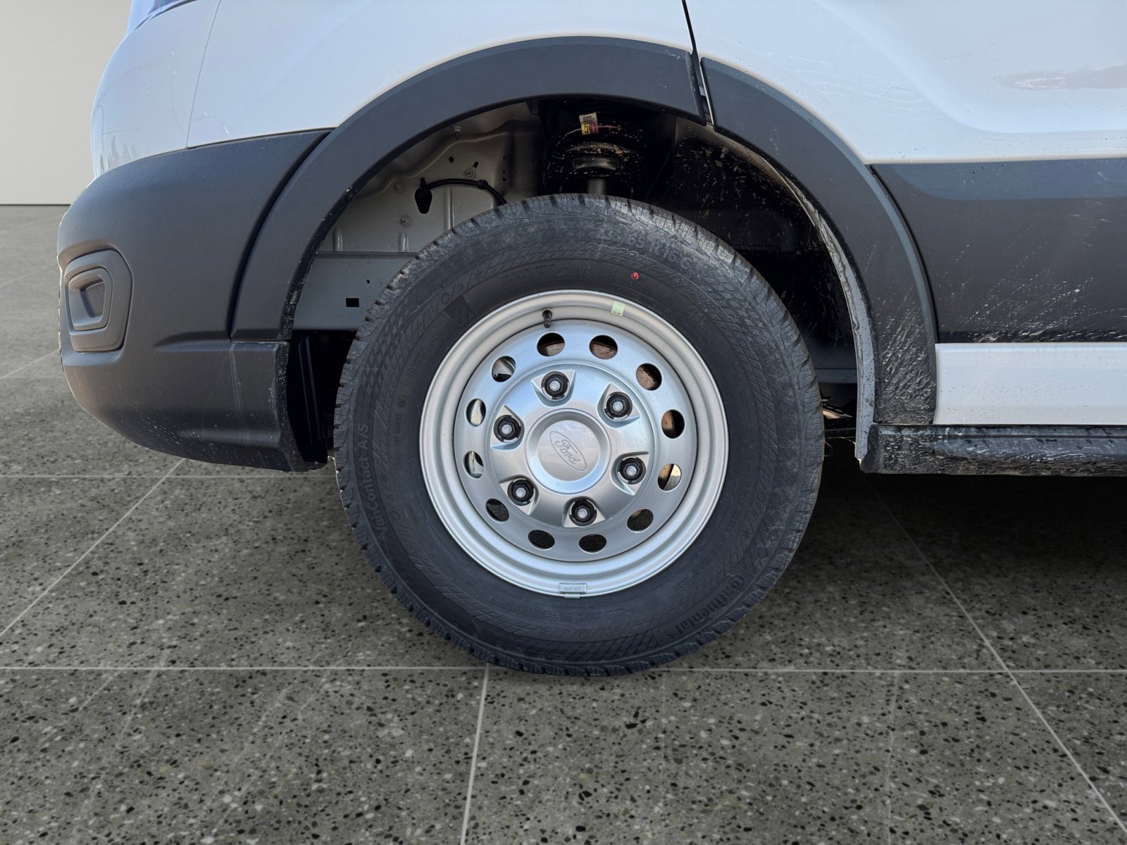 New 2025 Ford Transit 250 148 Medium Roof Extended AWD image 9