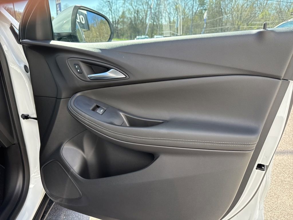 Used 2024 Buick Encore GX Preferred w/ Comfort Package image 29