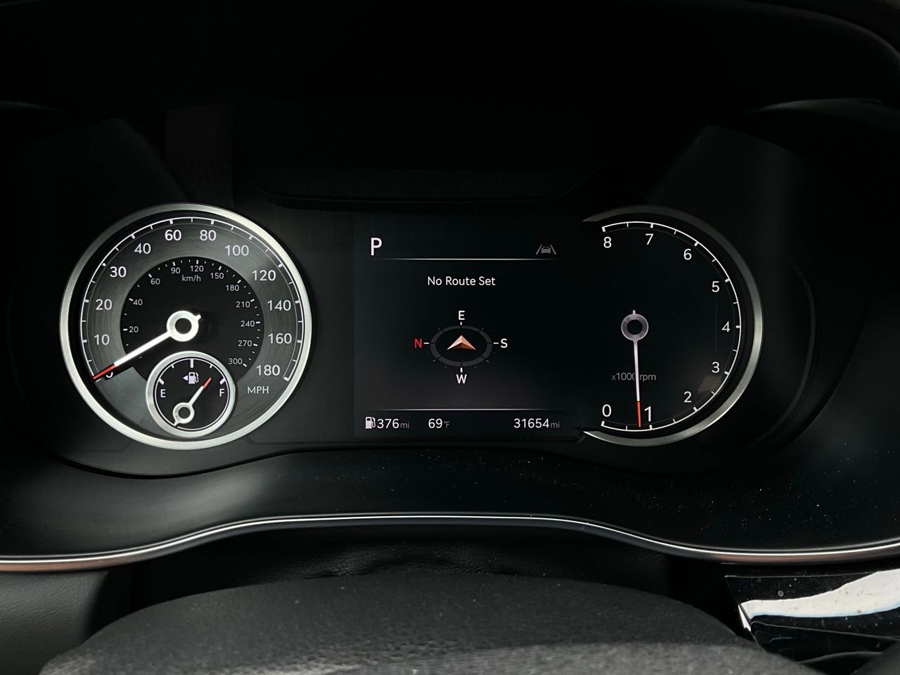 Used 2025 Genesis G70 2.5T image 40