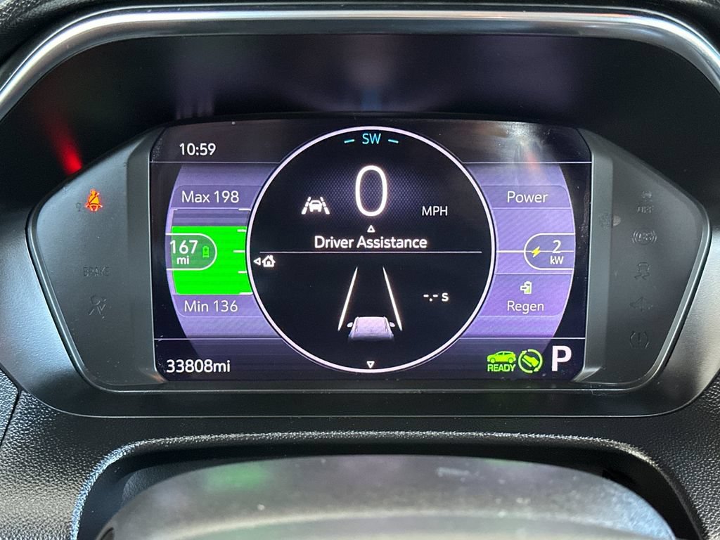 Used 2023 Chevrolet Bolt EUV LT w/ Convenience Package FWD image 23