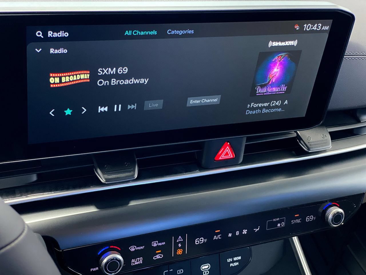New 2027 Kia Carnival FWD image 26