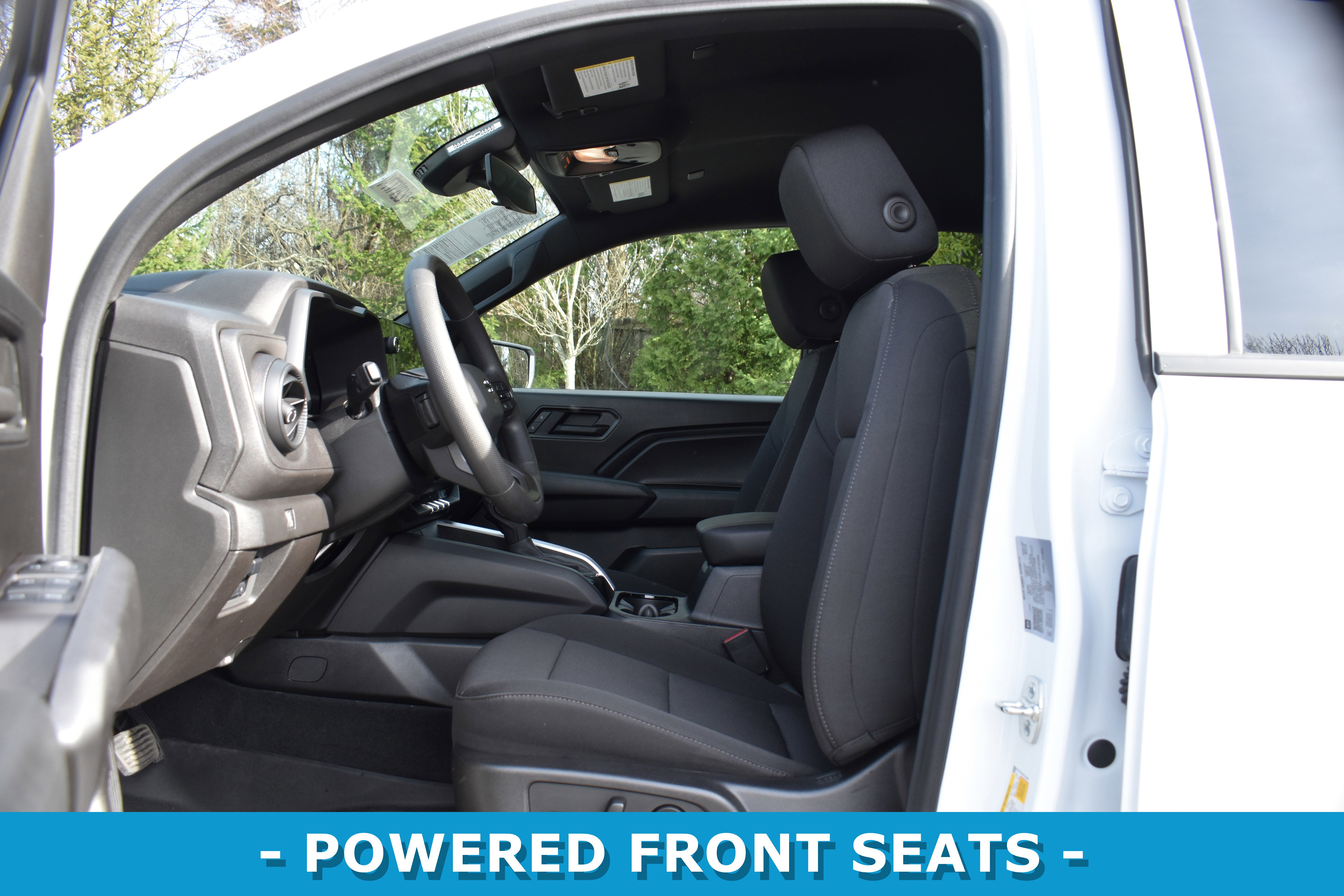 Used 2024 Chevrolet Colorado Trail Boss w/ Advanced Trailering Package image 4