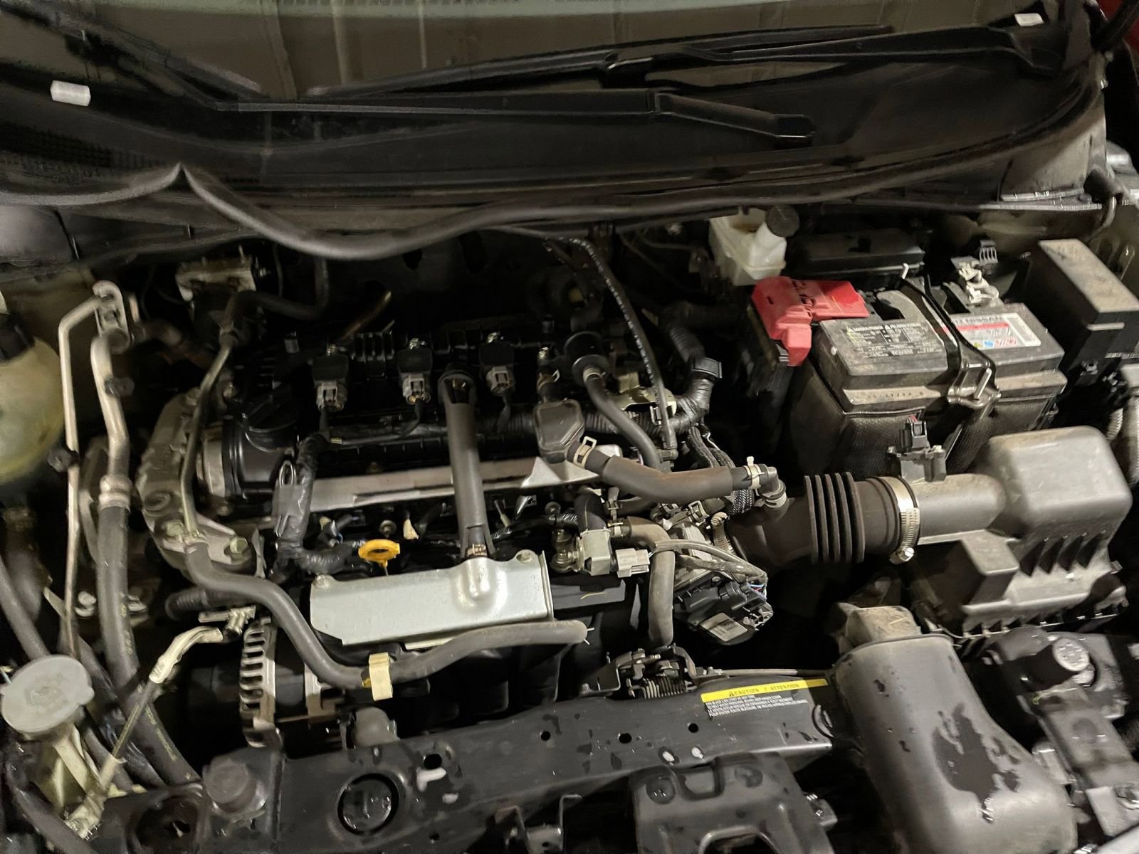 Used 2025 Nissan Versa SV w/ Trunk Package image 30