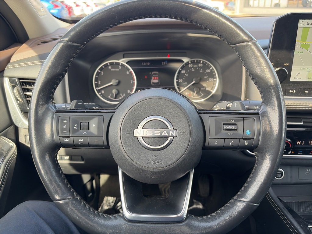 Used 2023 Nissan Rogue SL w/ SL Premium Package image 32