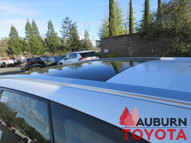 New 2026 Toyota Crown Signia image 7