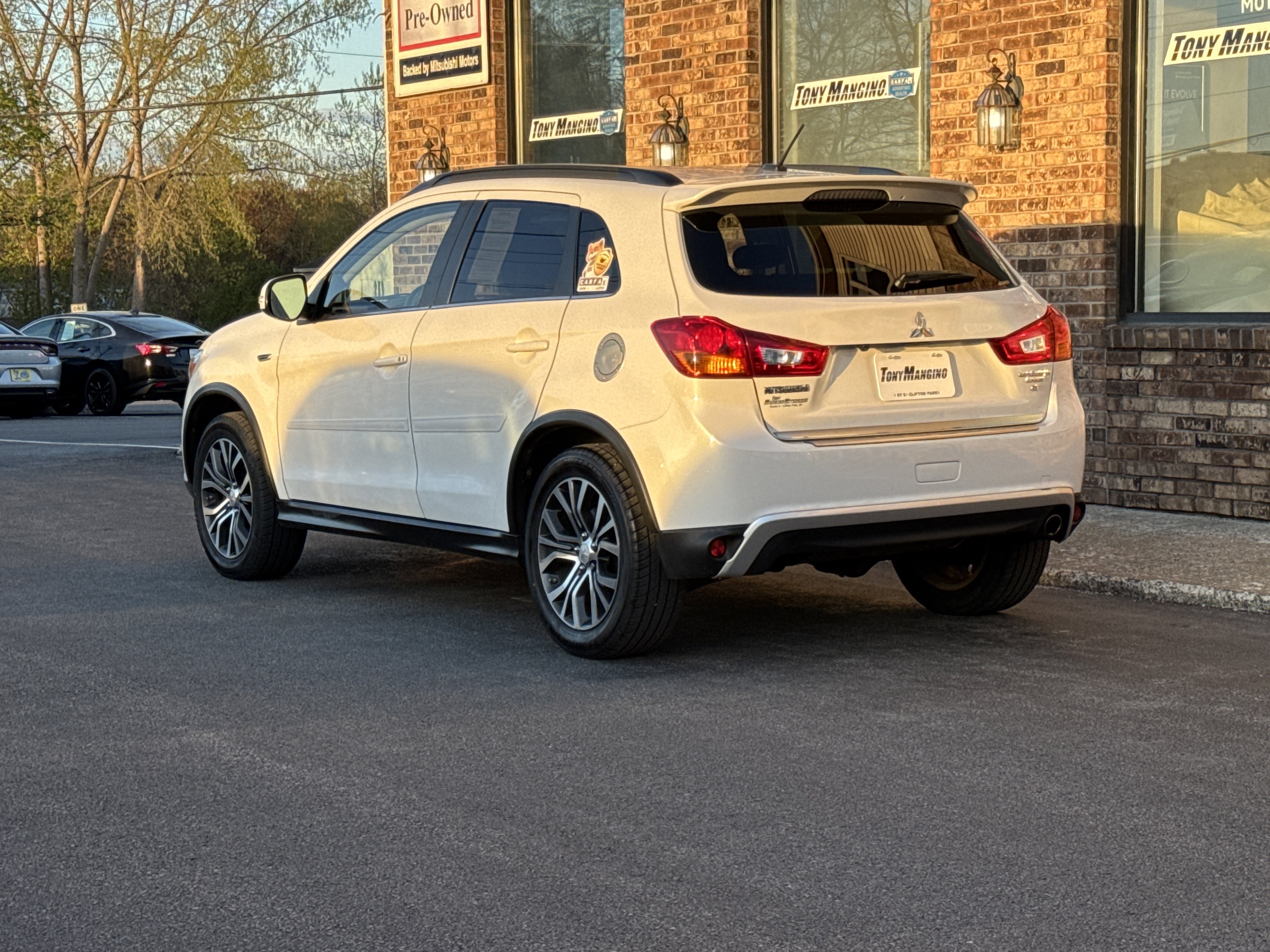Used 2016 Mitsubishi Outlander Sport GT AWD/4WD image 3