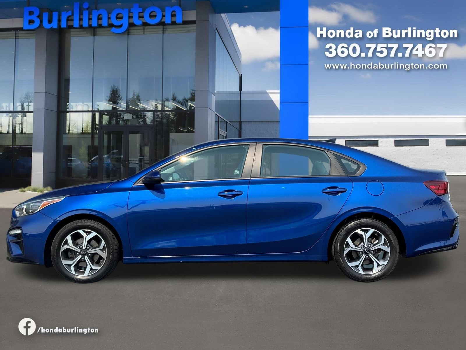 Used 2019 Kia Forte LXS FWD image 3