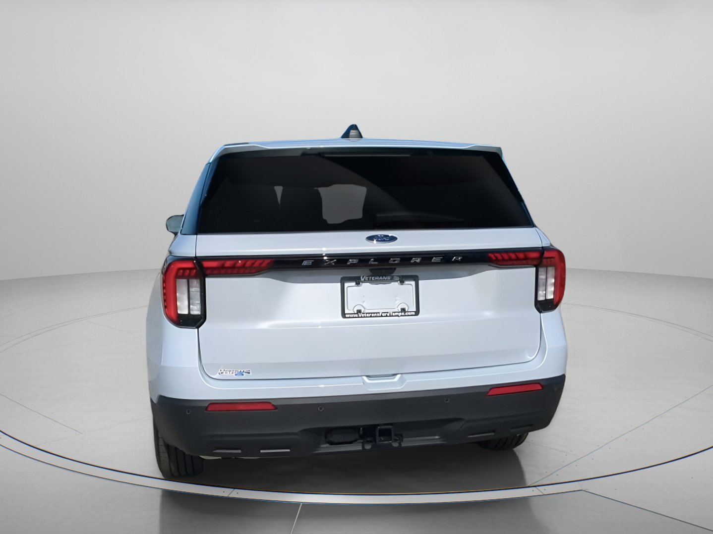 New 2026 Ford Explorer Active RWD image 26