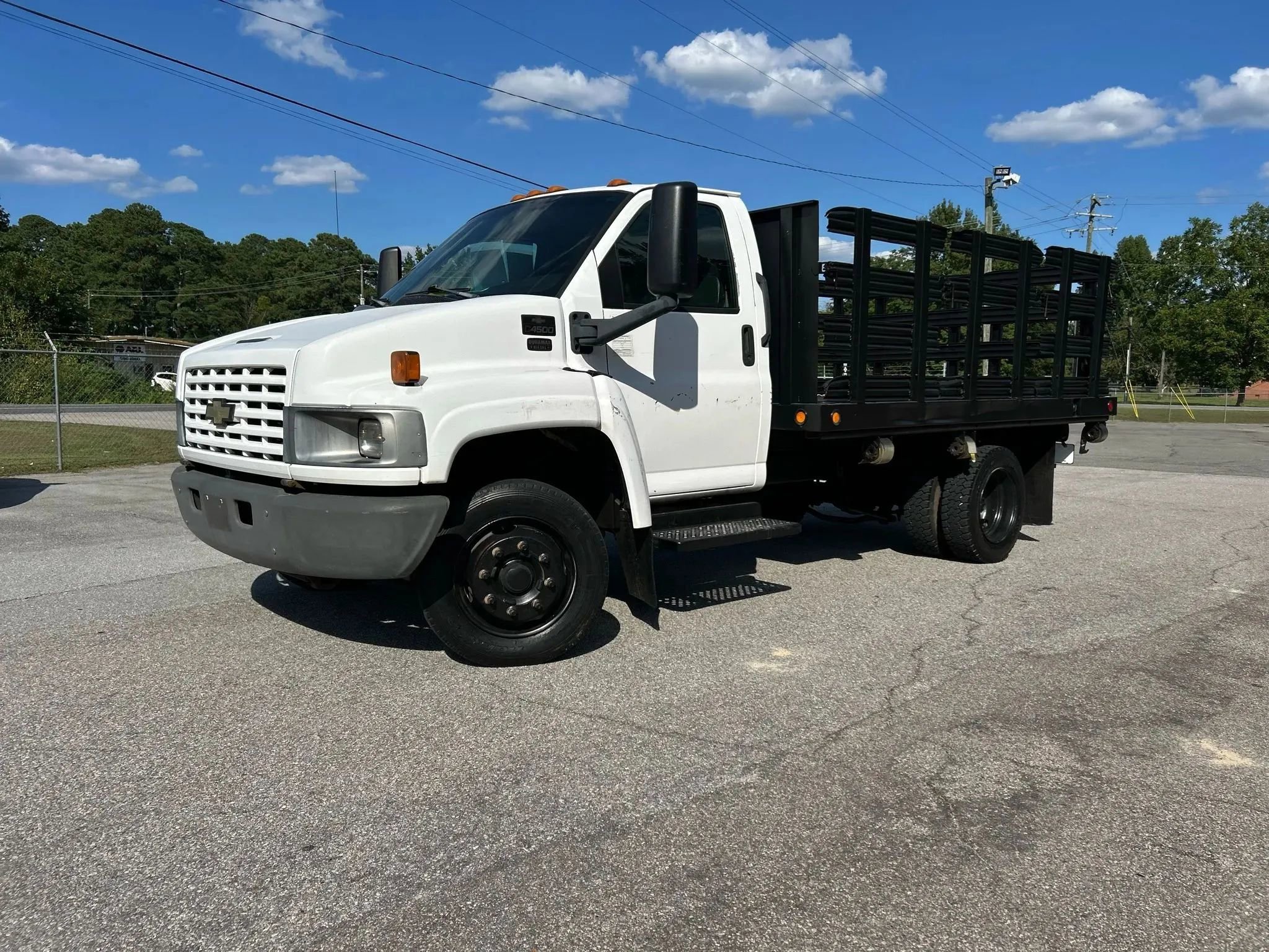 Used 2004 Chevrolet Kodiak C4500 2WD Regular Cab image 3