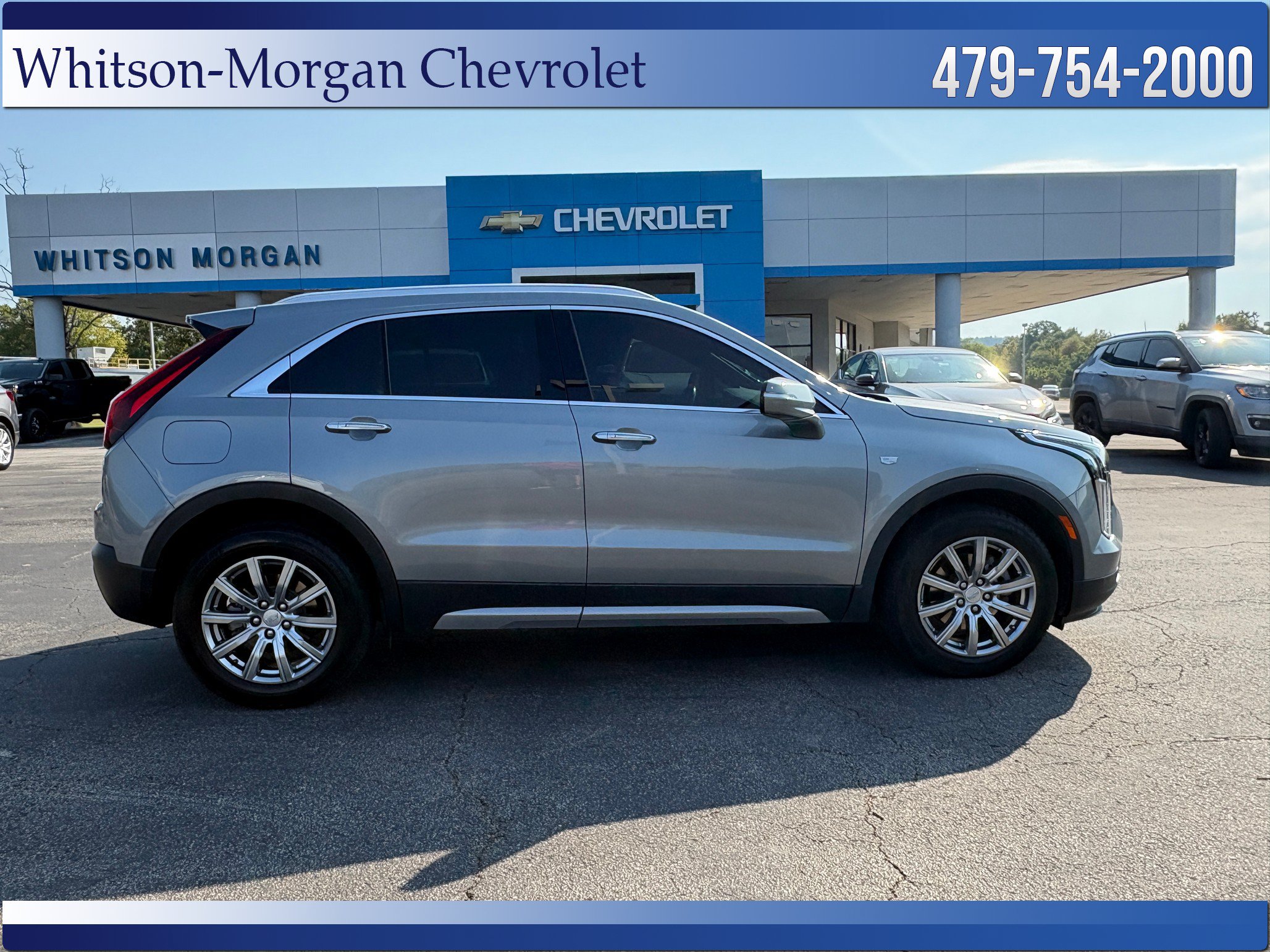 Used 2023 Cadillac XT4 Premium Luxury FWD image 4