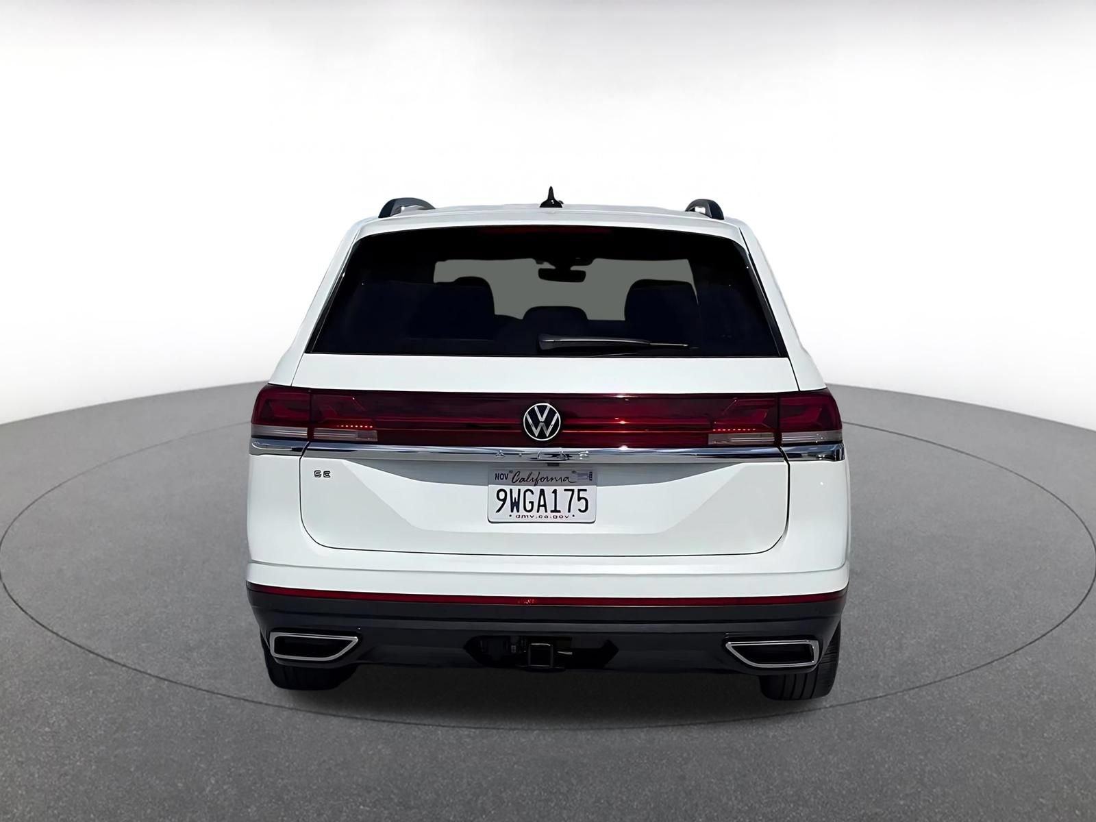 Used 2026 Volkswagen Atlas SE FWD image 12