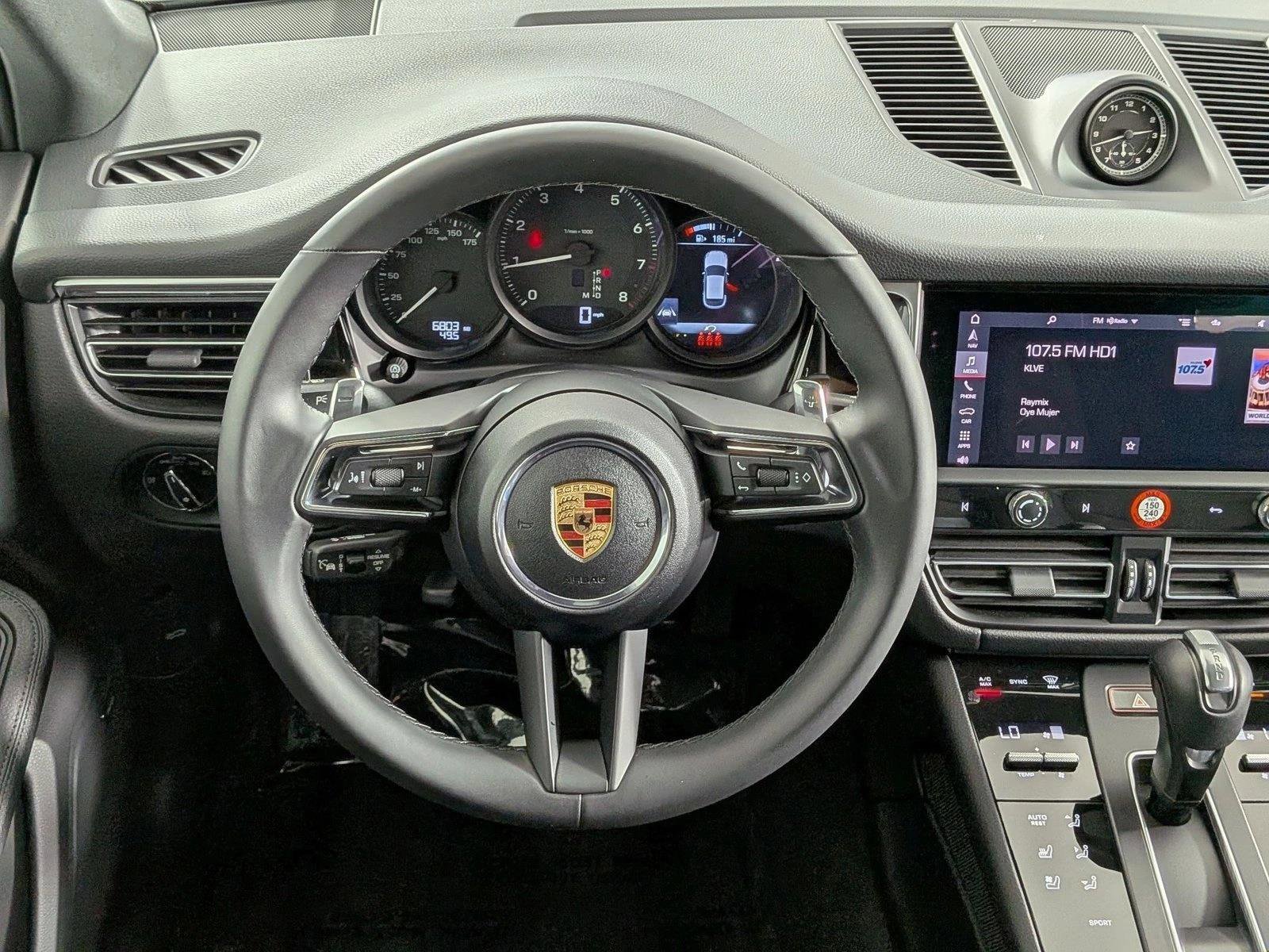 Certified 2025 Porsche Macan Turbo AWD/4WD image 14