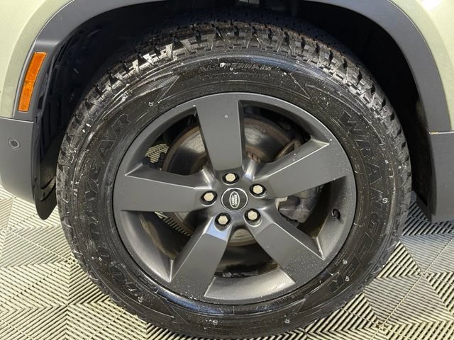 Used 2025 Land Rover Defender 110 S AWD/4WD image 14