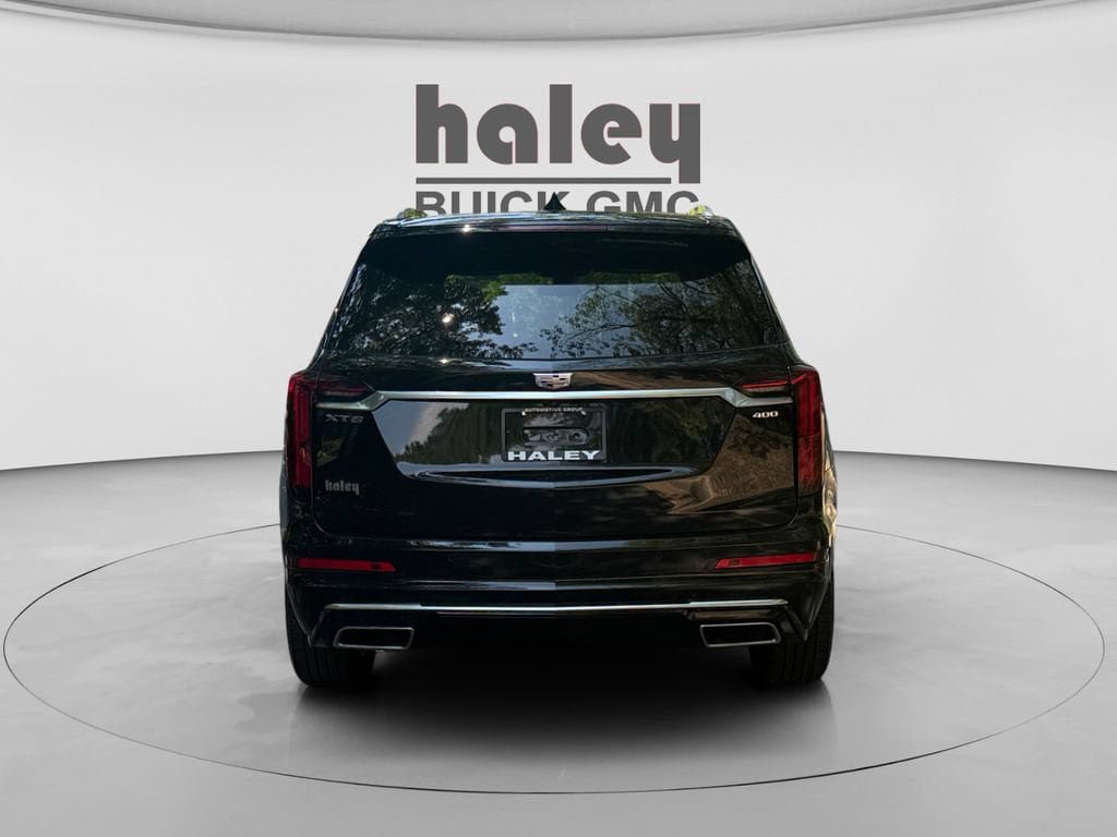Used 2024 Cadillac XT6 Premium Luxury w/ LPO, Floor Liner Package FWD image 3
