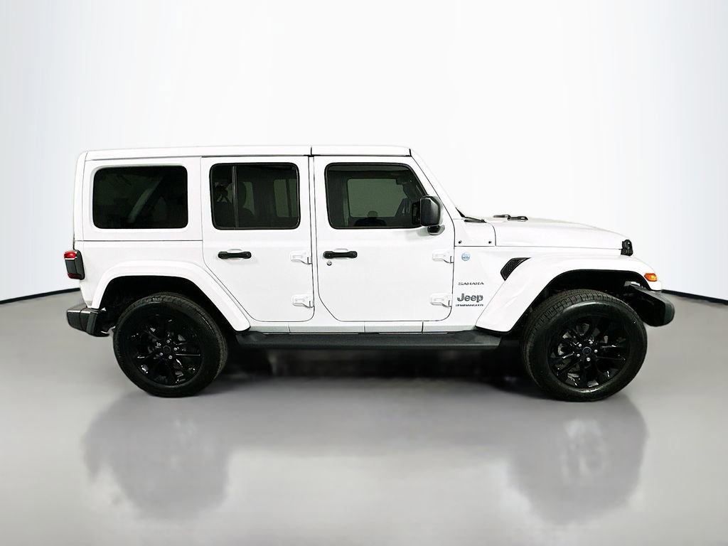 Used 2024 Jeep Wrangler Unlimited Sahara w/ Technology Group image 4