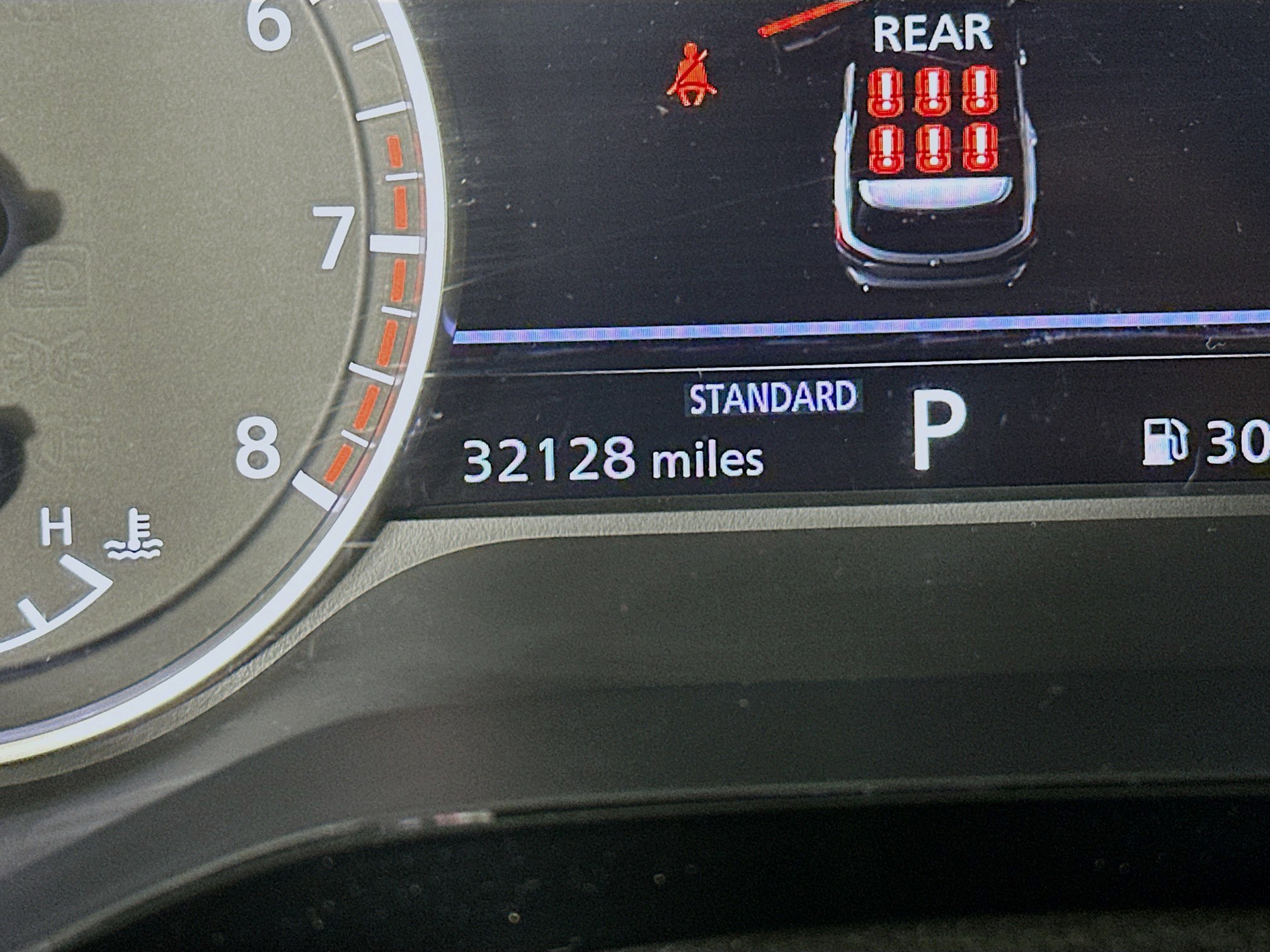 Used 2025 Nissan Pathfinder SV image 19