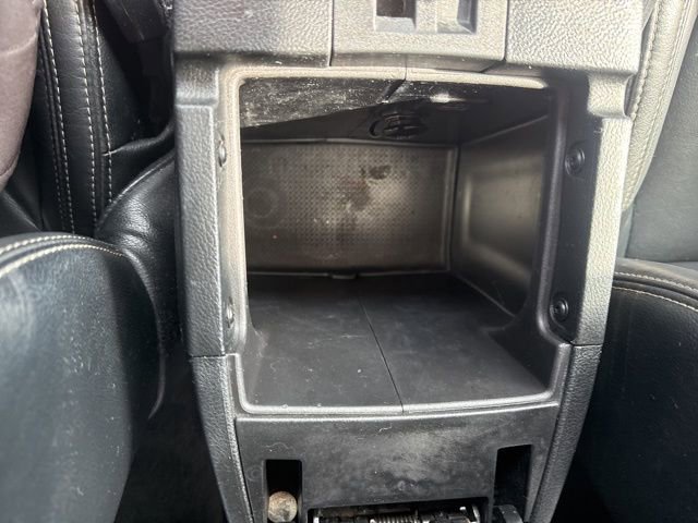 Used 2017 Jeep Wrangler Unlimited Sahara w/ Connectivity Group AWD/4WD image 27