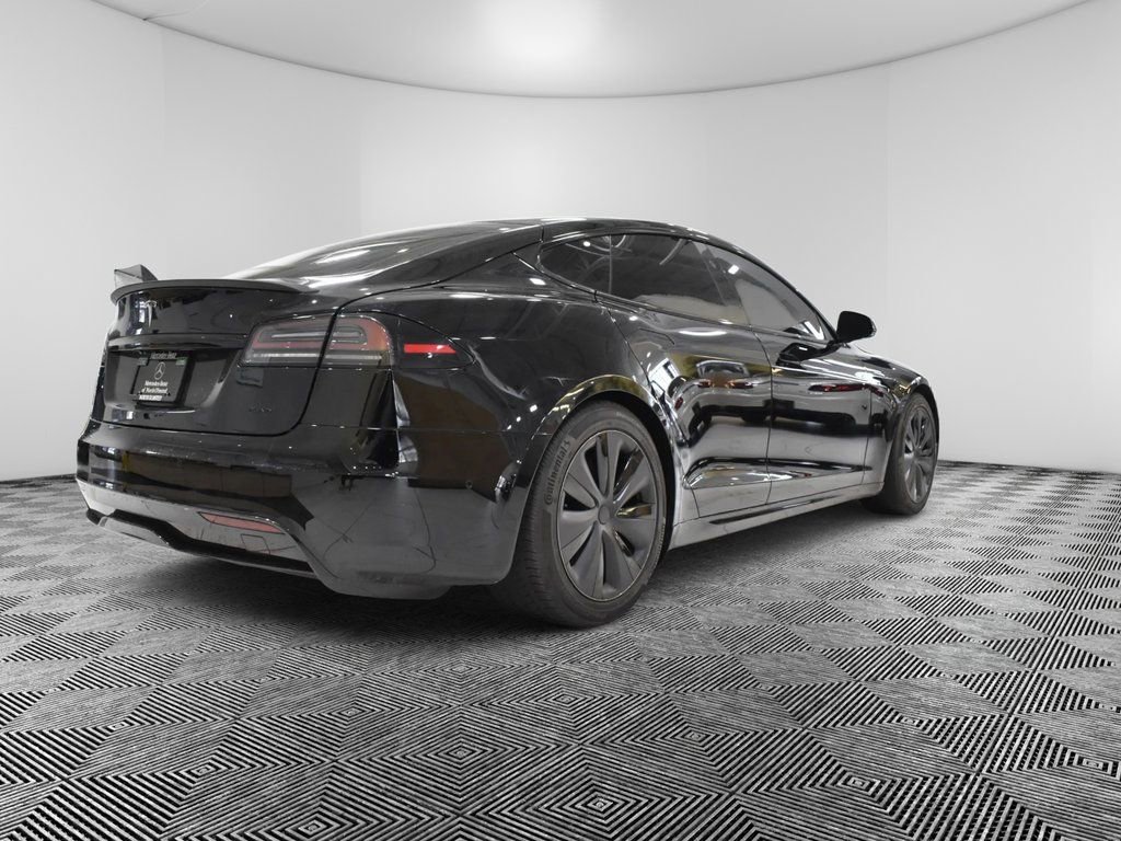Used 2023 Tesla Model S Standard Range image 5