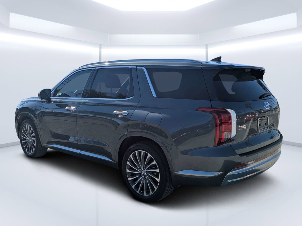 Used 2024 Hyundai Palisade Calligraphy FWD image 5