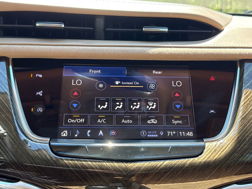 Used 2021 Cadillac XT6 Premium Luxury w/ Platinum Package FWD image 24