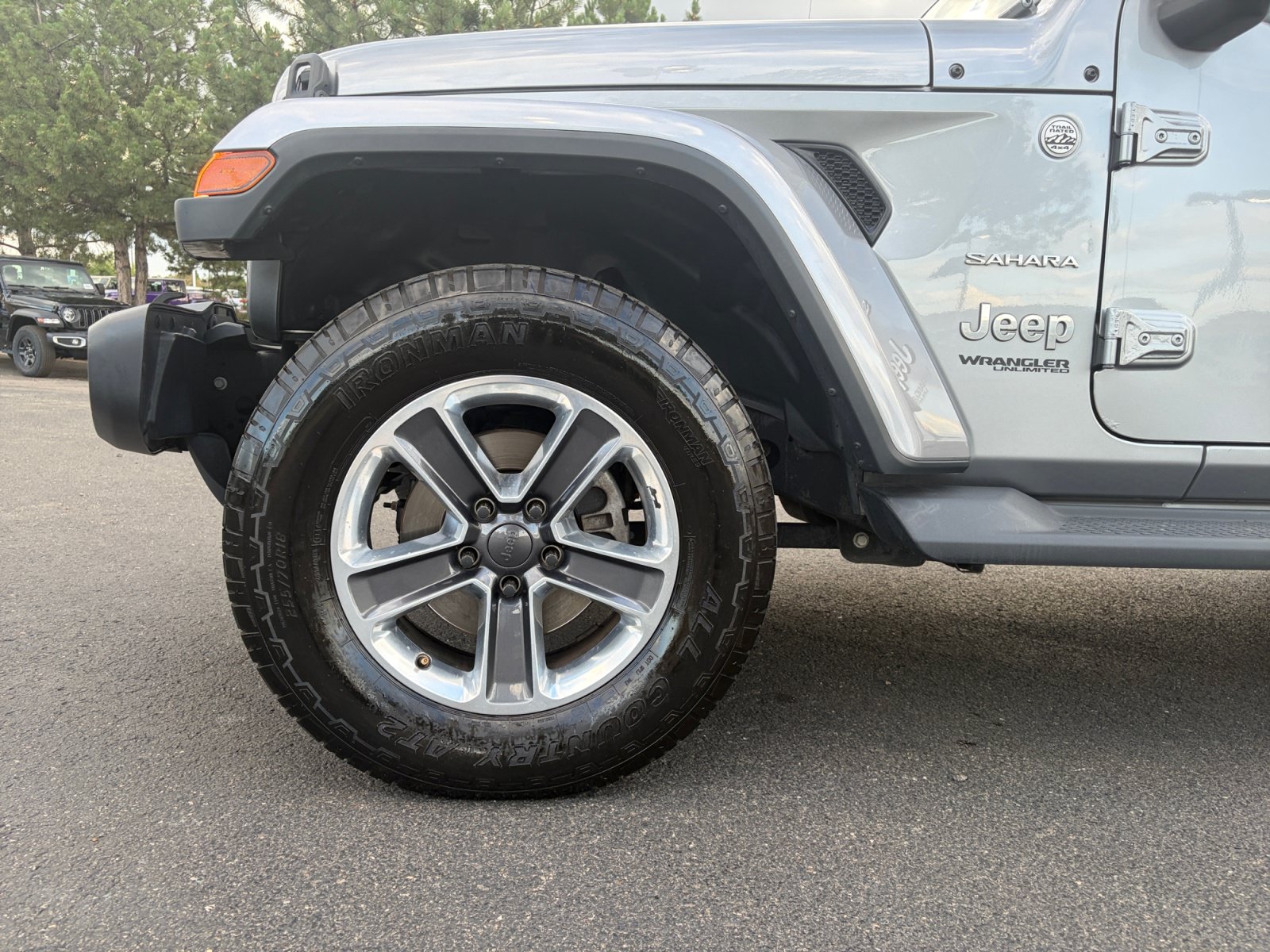 Used 2020 Jeep Wrangler Unlimited Sahara AWD/4WD image 10