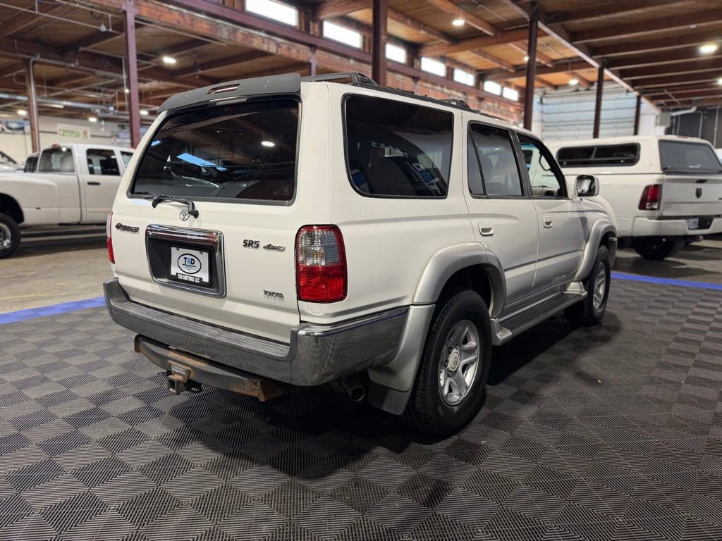 Used 2002 Toyota 4Runner SR5 AWD/4WD image 5