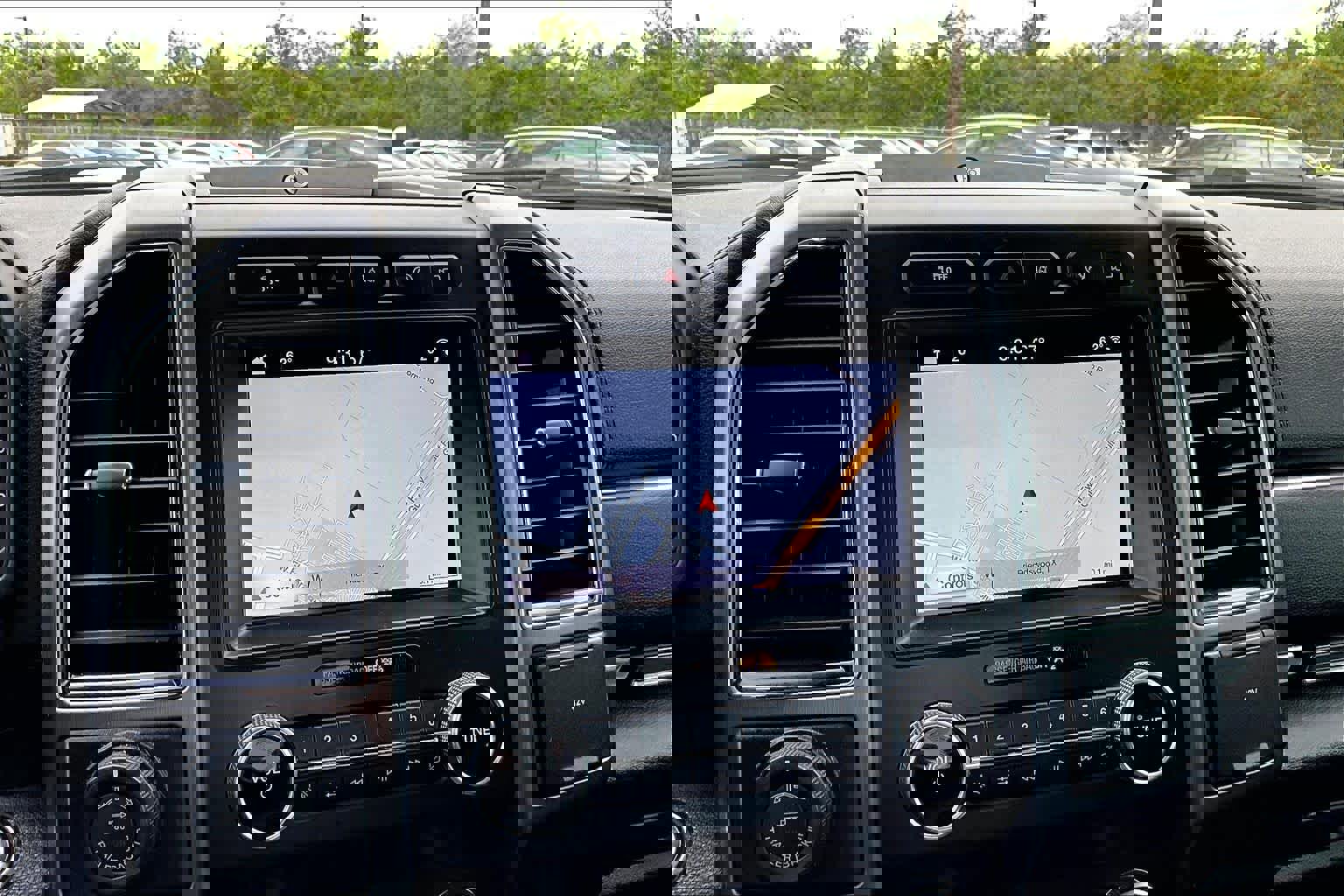 Used 2019 Ford Expedition Platinum image 33