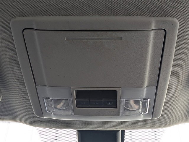 Used 2017 Ford Explorer Platinum image 25