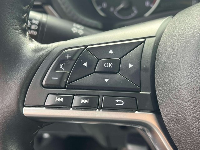 Used 2023 Nissan Sentra SV w/ All-Weather Package FWD image 19