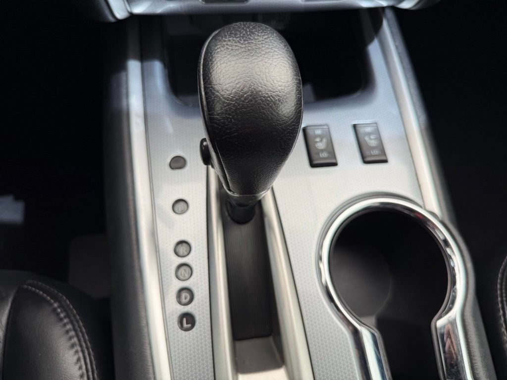 Used 2019 Nissan Pathfinder SL FWD image 42