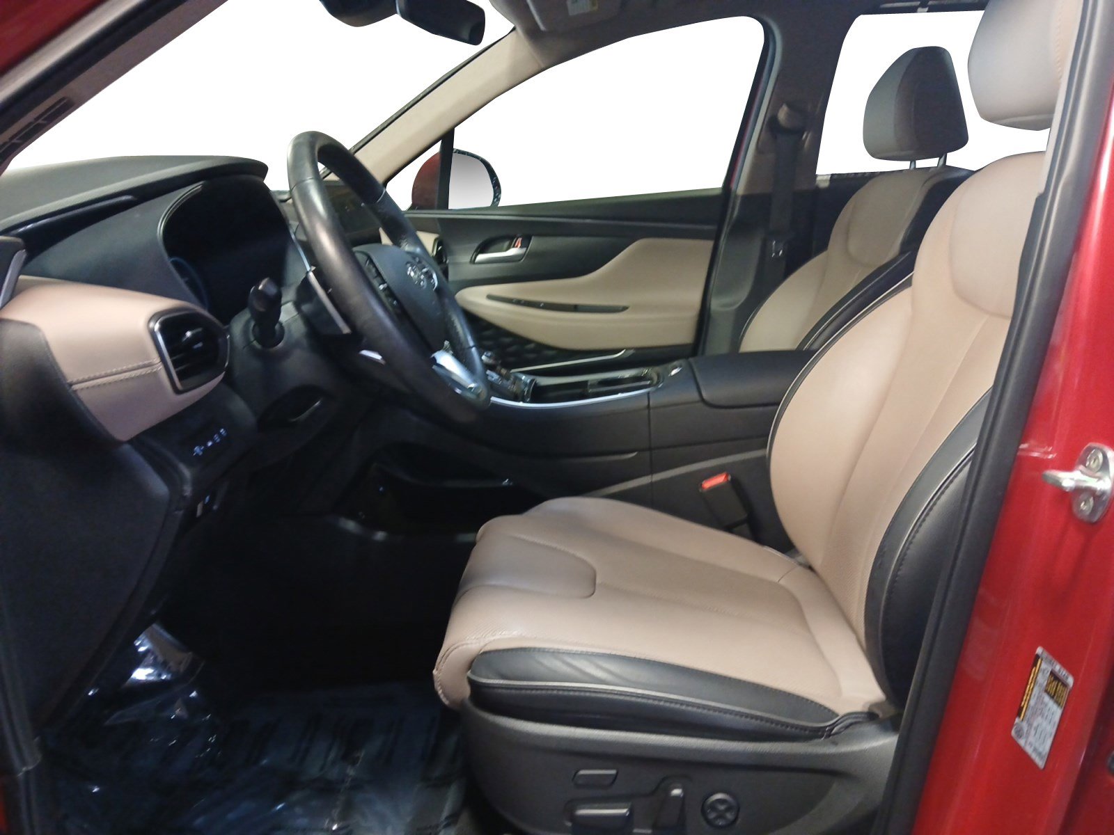 Certified 2023 Hyundai Santa Fe Limited image 9