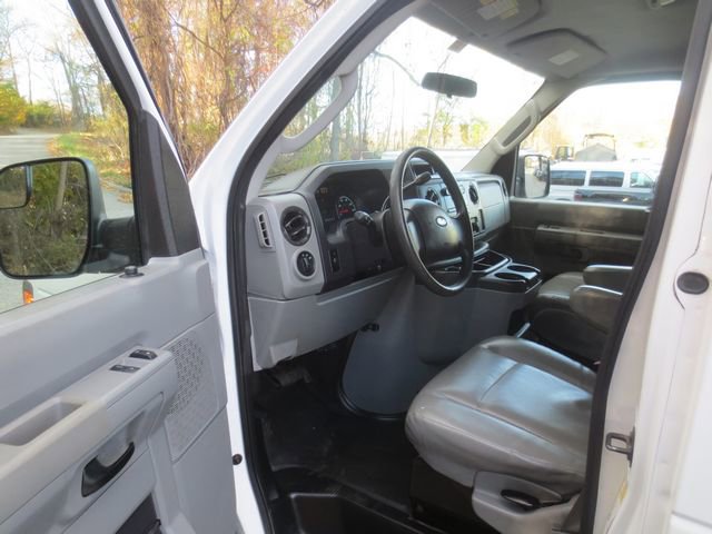 Used 2011 Ford E-250 and Econoline 250 Extended w/ PWR Group image 7