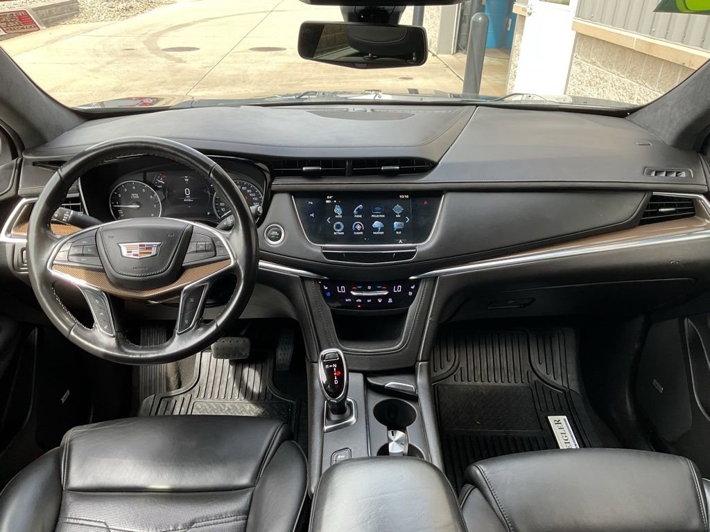 Used 2019 Cadillac XT5 Platinum image 11