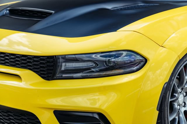 Used 2018 Dodge Charger SRT w/ Technology Group RWD image 43