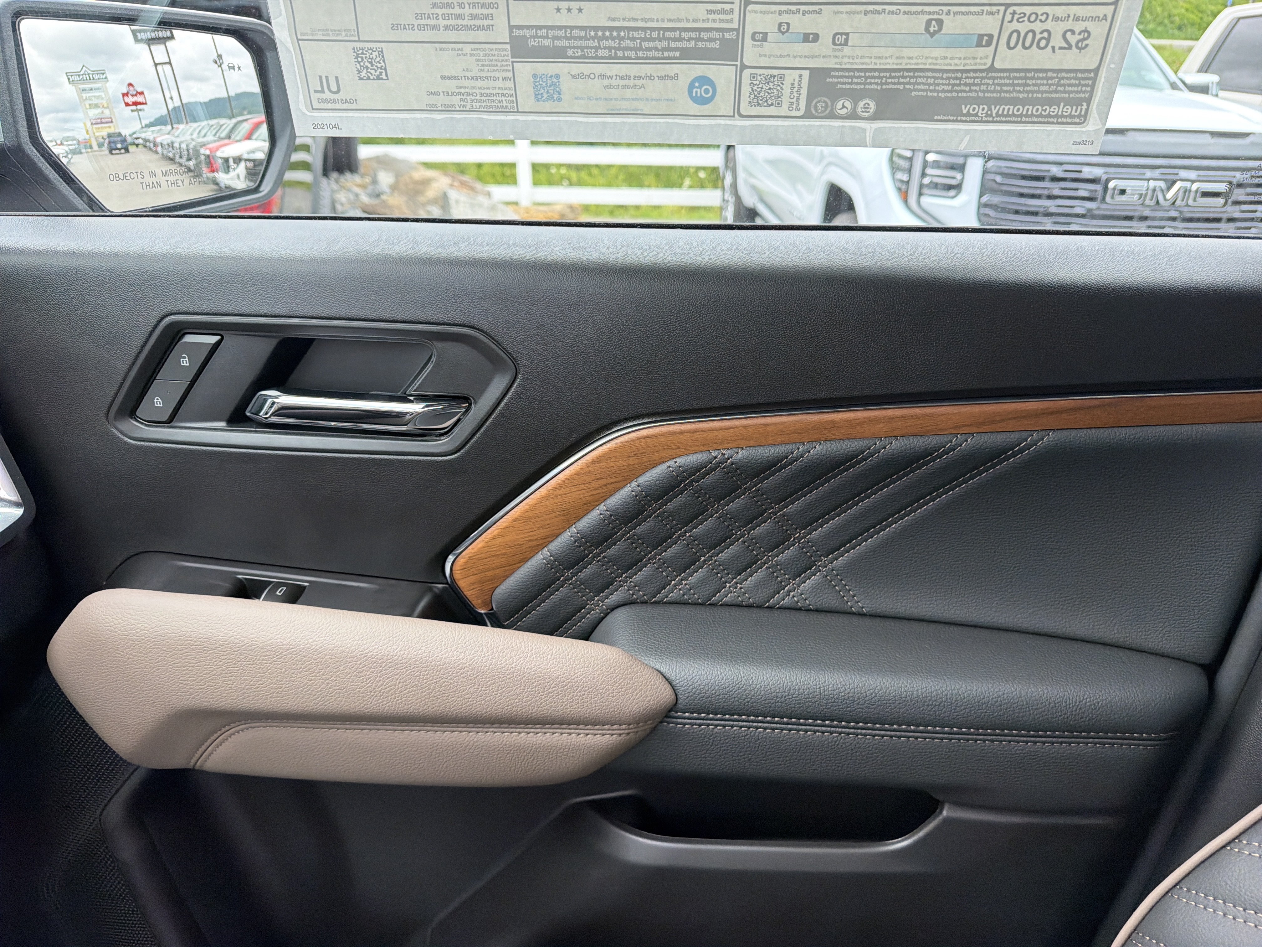 New 2026 GMC Canyon Denali AWD/4WD image 26