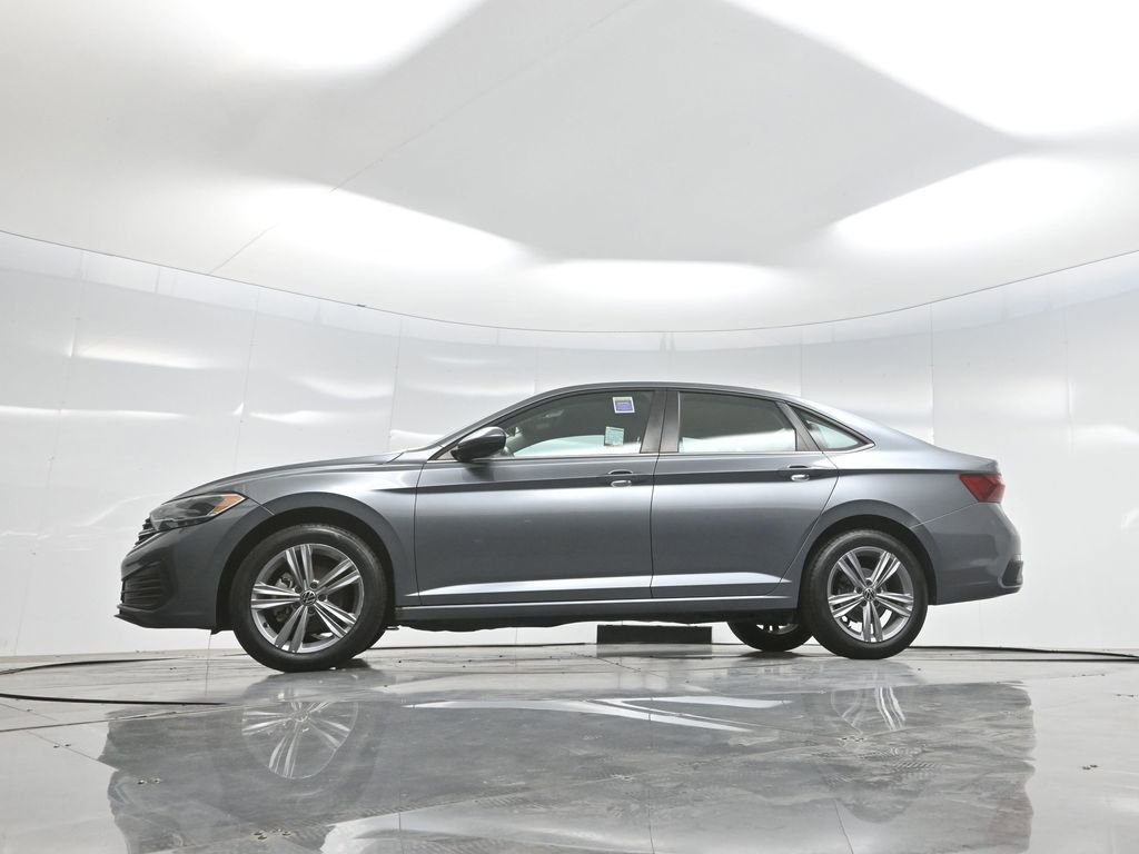 Used 2022 Volkswagen Jetta SE image 7