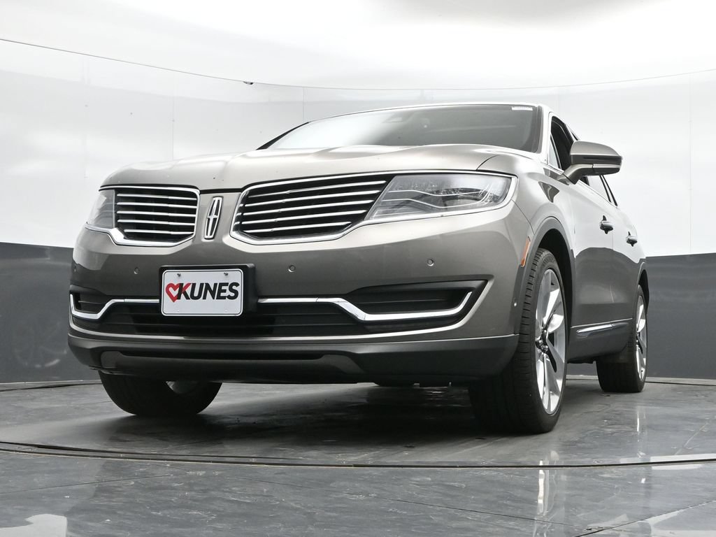 Used 2016 Lincoln MKX Reserve w/ Luxury Package AWD/4WD image 36