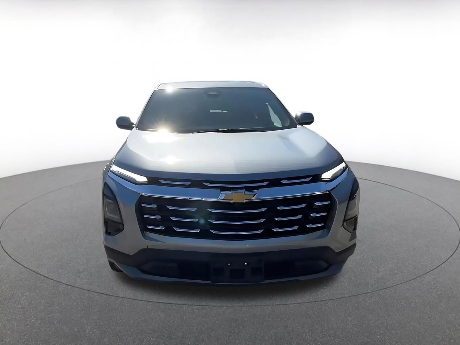 Used 2025 Chevrolet Equinox LT FWD image 5