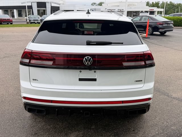 Certified 2025 Volkswagen Atlas Cross Sport SEL R-Line AWD/4WD image 5