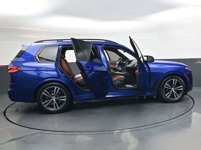 Used 2023 BMW X7 M60i w/ Executive Package image 37